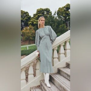 Anthropologie Lovaan Daisy Linen-Silk Long-Sleeve Maxi Dress